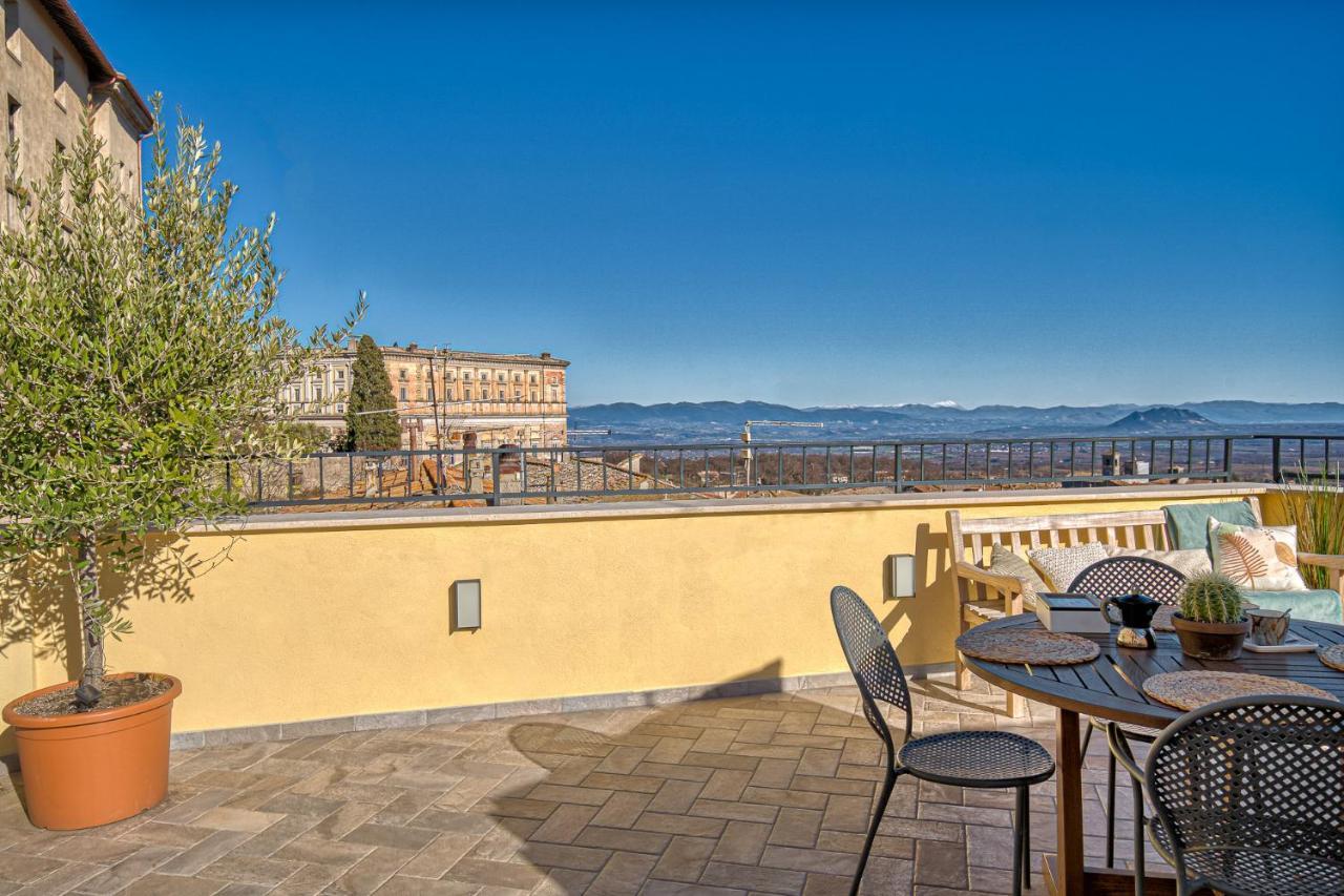 Casa Checca Per Vacanze Caprarola