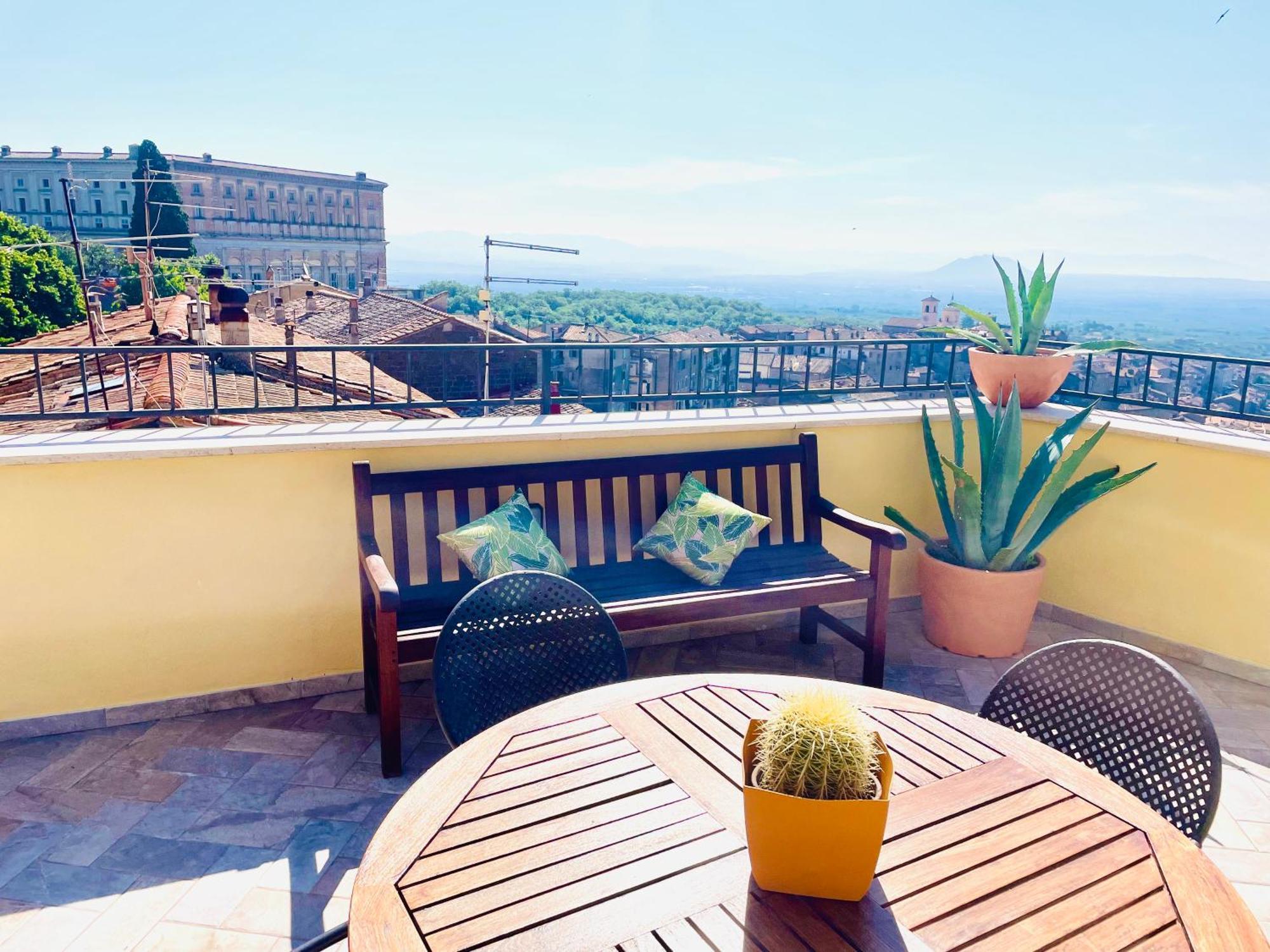 Casa Checca Per Vacanze Caprarola