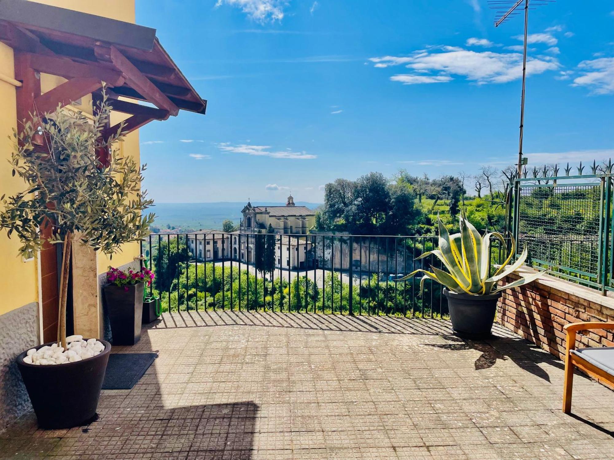 Casa Checca Per Vacanze Caprarola